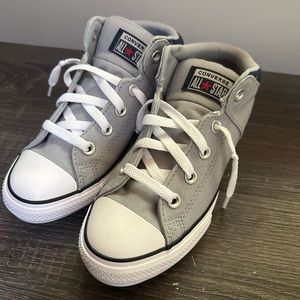 Converse Boys Size 3 no tie shoes
